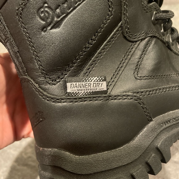 NWOT Danner Black Tactical Boots with High-Top Zipper Design WATERPROOF 6M/8W